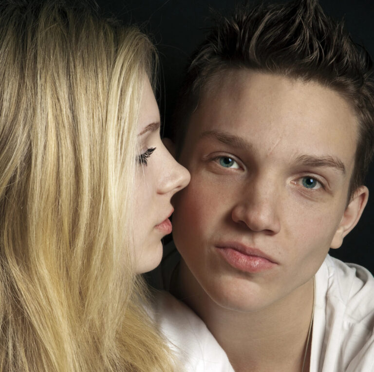 Signs of Trauma Bonding: Understanding, Identifying, and Breaking Free 