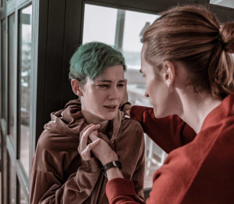 Love Bombing Manipulation: Understanding the Tactic, Its Impact How to Protect Yourself